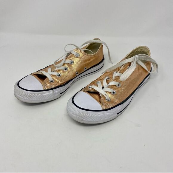 GOLD! Chucks Low-tops- Size 6 - Picture 4 of 12